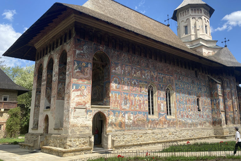 UNESCO Monasteries & Traditional Arts Day Tour from Iași