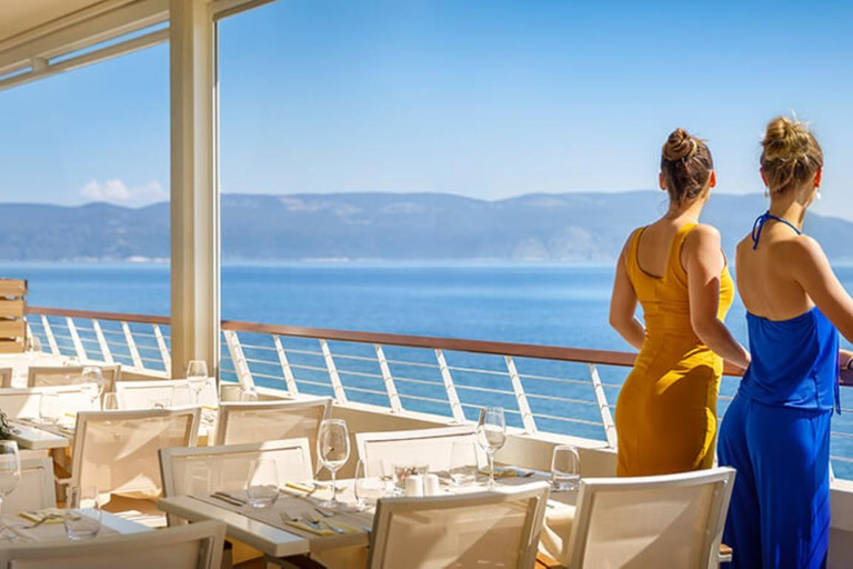 Baku: Caspian Sea Boat Tour with City Skyline Views Baku: Caspian Sea Sightseeing Cruise - Business Class