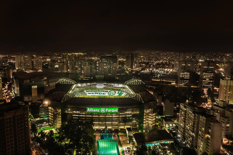 São Paulo: Passeio noturno extravagante com bares na cobertura