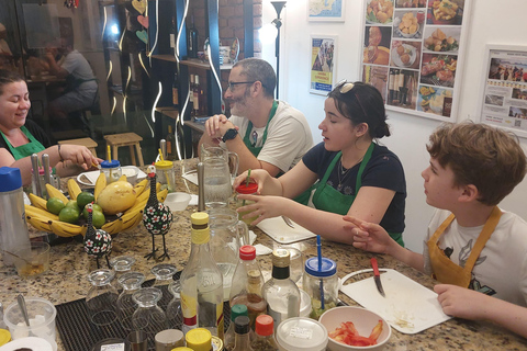 4h Cooking Class in Lima: Iconic Dishes & Bottomless Drinks Private cooking class