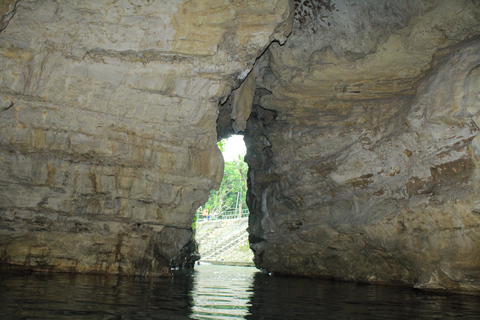 Yogyakarta: Pindul-Höhle, Tanding-Höhle und Oyo-Fluss-TourYogyakarta: Pindul-Höhle &amp; Oyo-Fluss
