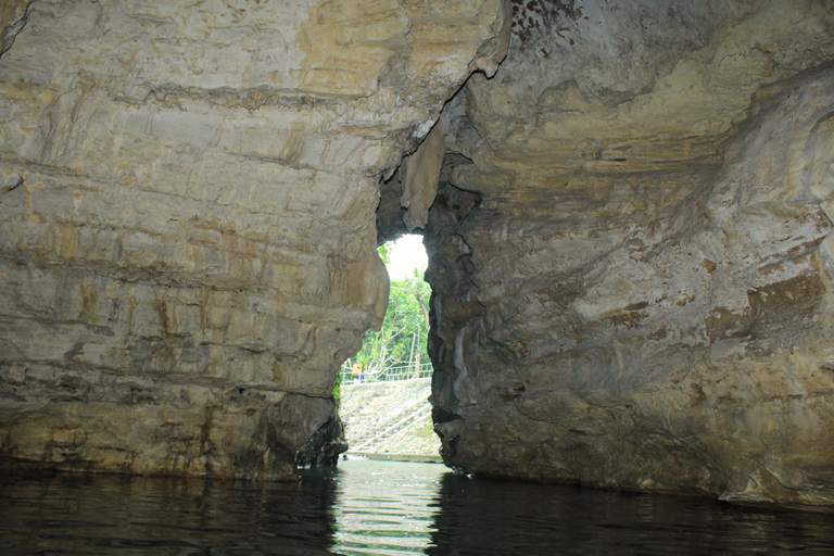 Yogyakarta: Pindul-Höhle, Tanding-Höhle und Oyo-Fluss-TourYogyakarta: Pindul-Höhle &amp; Oyo-Fluss