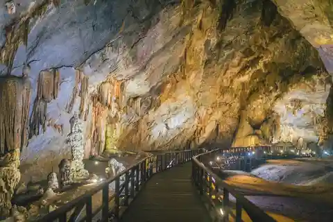 De Granada: Tour particular de um dia por Nerja e Frigiliana