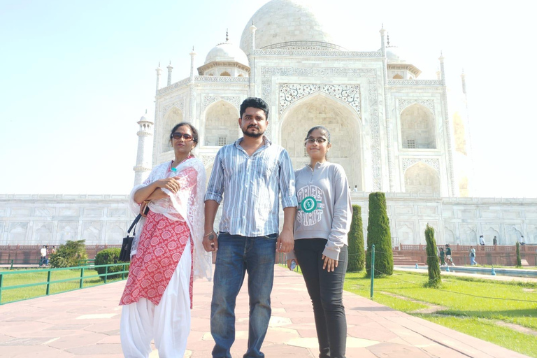 Depuis Jaipur : Excursion privée d&#039;une journée au Taj Mahal et à Agra