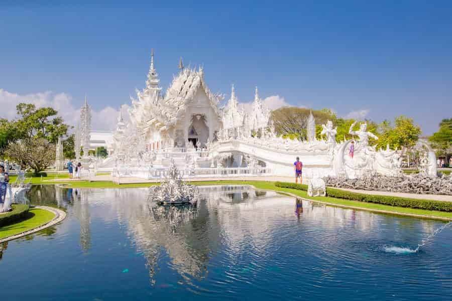 Chiang Mai: Weiße, Rote/Schwarze & Blaue Tempel-Tour mit Mittagessen. Foto: GetYourGuide Chiang Mai: Weiße, Rote/Schwarze & Blaue Tempel-Tour mit Mittagessen. Foto: GetYourGuide