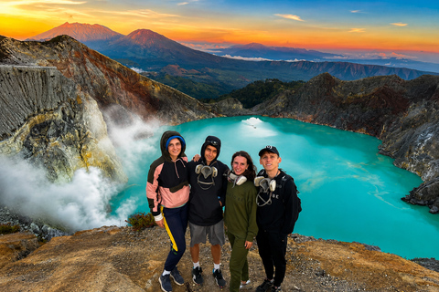 From West Bali: Ijen Blue Fire & Sunrise Tour From West Bali: Sharing Ijen Blue Fire & Sunrise Tour
