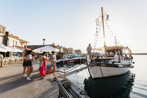Chania: Sunset Boat Cruise with Guide