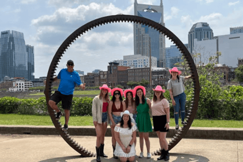 Nashville: Private or Group Open-Air Bus Tour Private Deluxe Sightseeing Tour