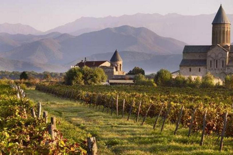 Tbilisi: Kakheti Wine Tour, Sighnaghi & Monasteries