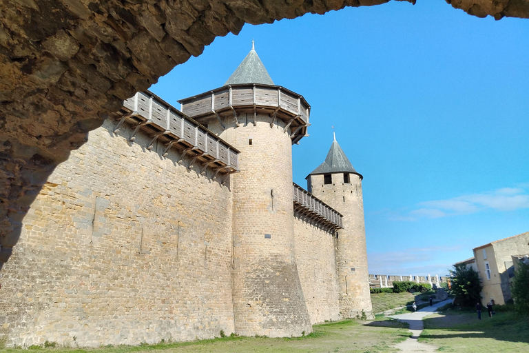 Carcassonne: Private Guided Tour with Castle Entry Ticket