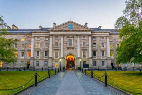 Skip-the-line Book of Kells and Old Town Private Tour2-hour: Old Town &amp; Book of Kells