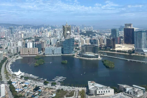 Macau Tower Sky Buffet & Observation Deck Ticket Buffet dinner（18:30-22:00）& sightseeing floor ticket