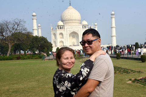 Depuis Jaipur - Sautez la ligne : Visite du Taj Mahal et d'AgraTour avec voiture uniquement