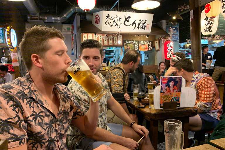 大阪：深度美食之旅和难波酒吧之旅不包括费用的团队游