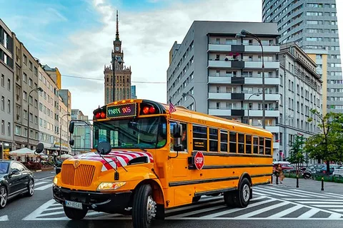 Warszawa: 1-godzinny prywatny szkolny autobus imprezowy