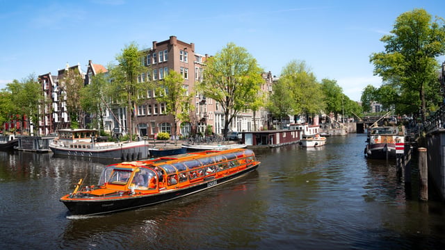 Amsterdam: Grachtenfahrt ab Anne-Frank-Haus, Rijksmuseum oder Hauptbahnhof