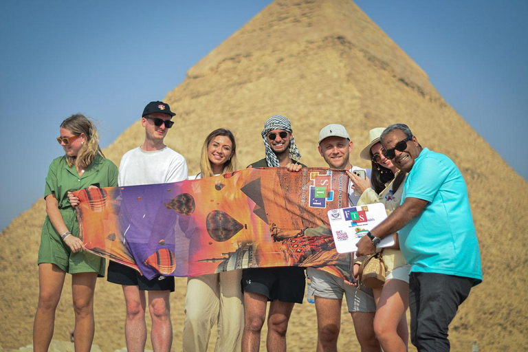 Sharm El-Sheikh: Small Group Tour to Pyramids & Museum All-Inclusive Tour: Lunch, Great Pyramid & Nile Boat