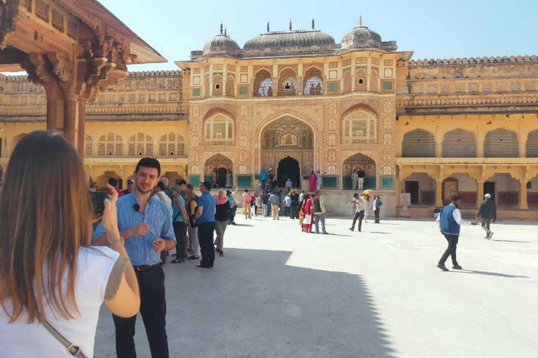 From Delhi : India's Golden Triangle with Tiger Safari