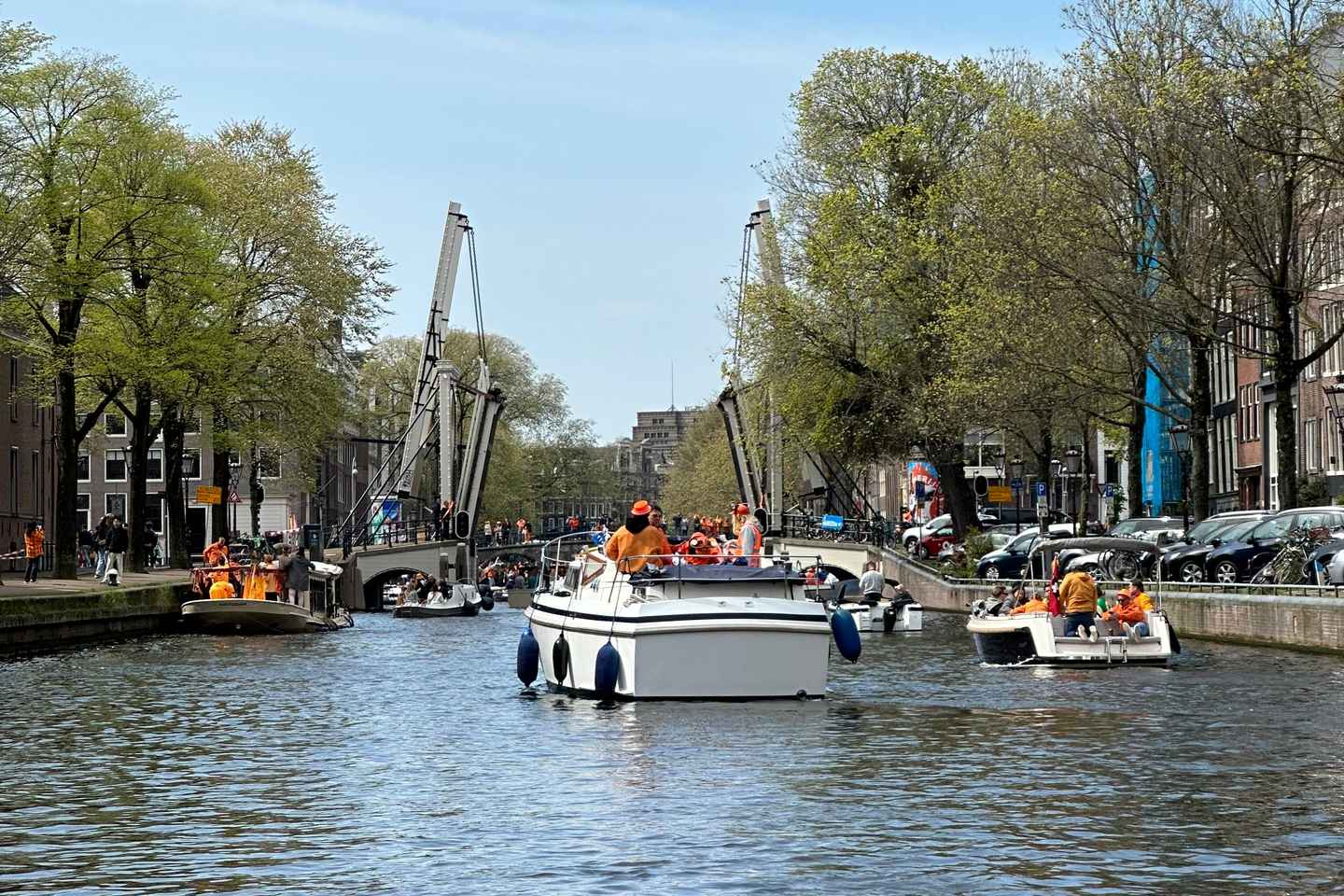 Amsterdam: Kingsday Party Cruise including Drinks