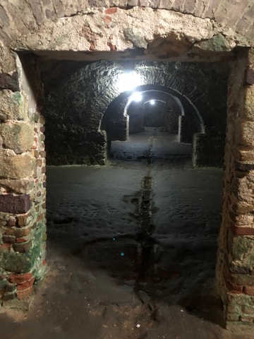 Tarkoradi Shore Day Tour: Cape coast and Elmina castles