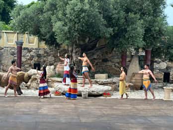 Minoan Theater - Dance Performance