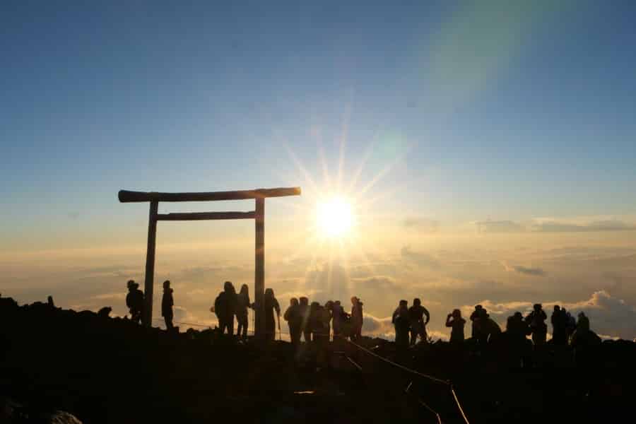 Ab Tokio: 2-tägige Wandertour zum Fuji mit Onsen-Erlebnis. Foto: GetYourGuide