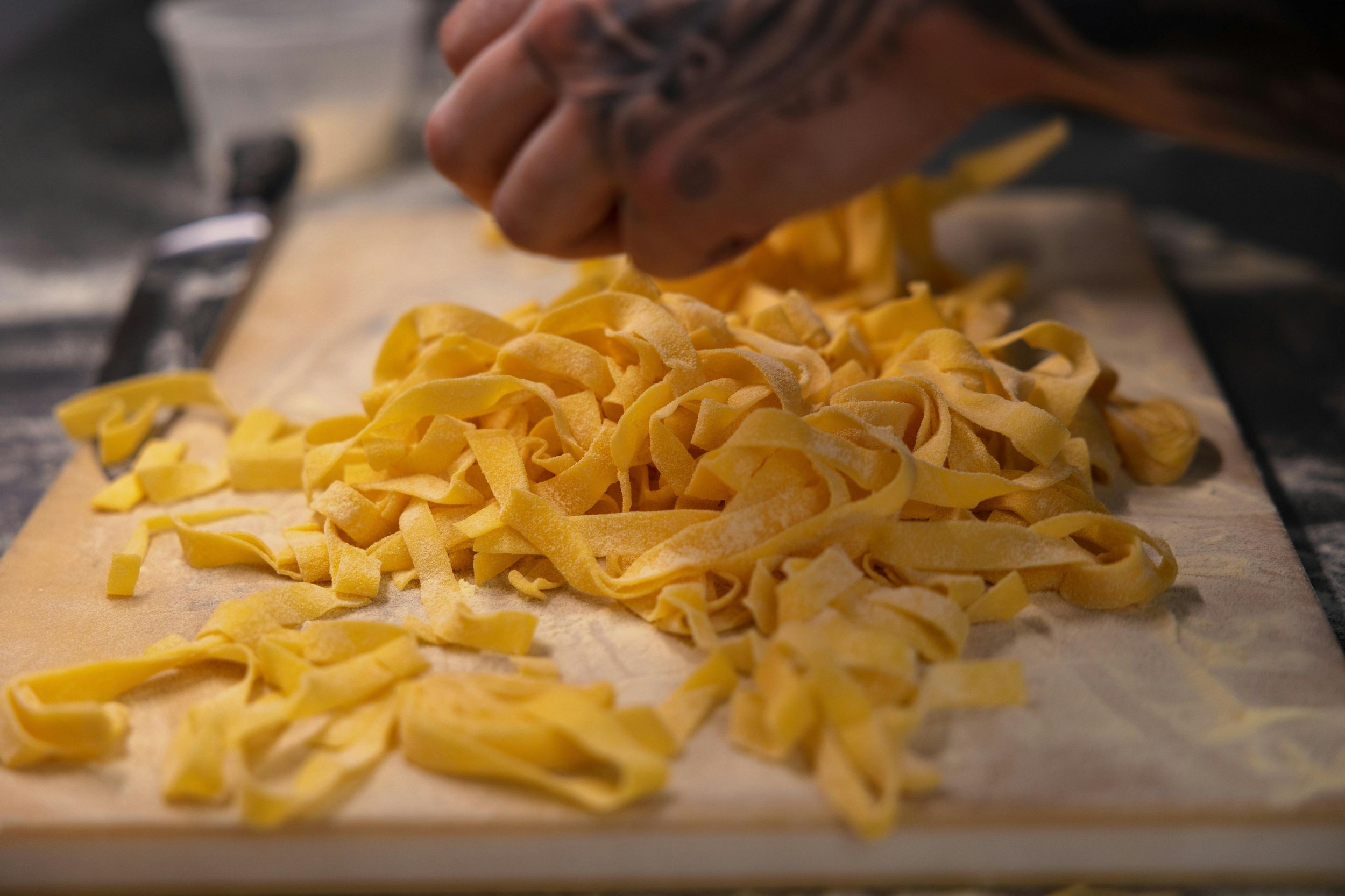 Ischia: Authentischer Pasta-Kochkurs mit Wein & Abholung