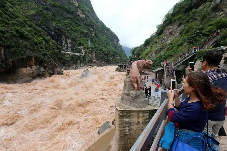 Circuit panoramique privé de Lijiang à Shangri-La HuXiang Road