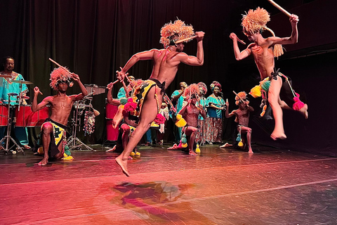 Salvador bei Nacht: Kulturelles Abendessen und Show