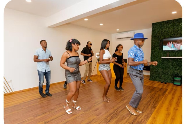 Punta Cana: Bachata Dance Class at a Local Dance Studio