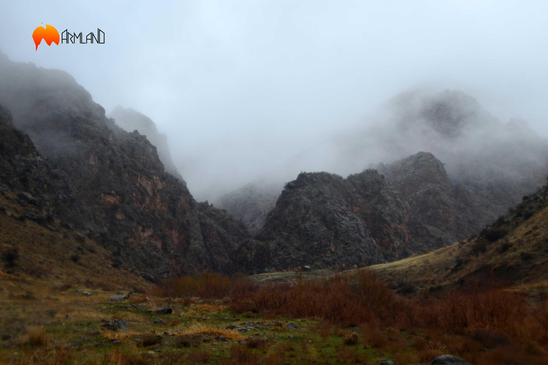 Climbing mount Tezhkar and hike in Hell Canyon