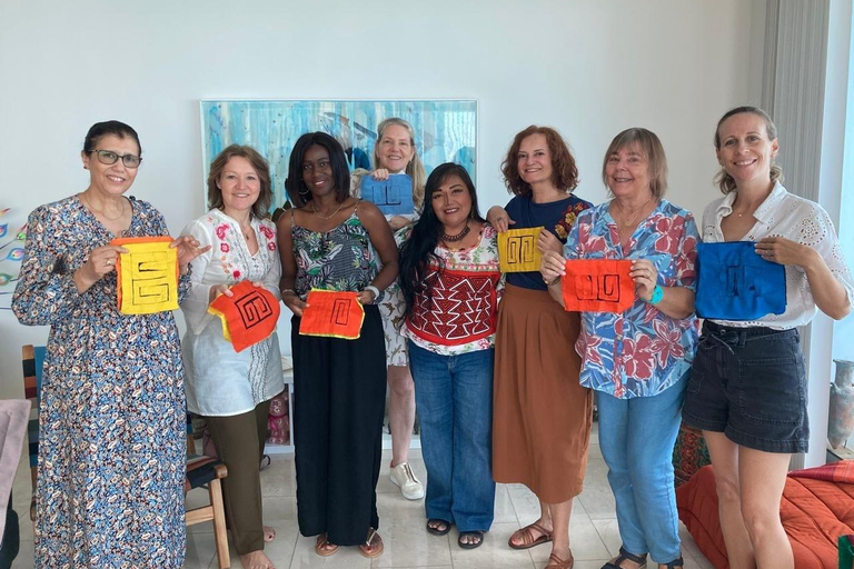 Panama City: Guna Mola Workshop with Indigenous Instructor