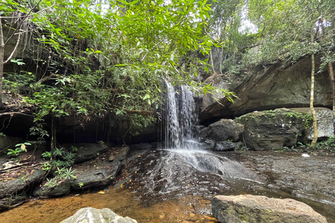 Ukryte klejnoty Kambodży: Kbal Spean i świątynia Banteay Srei