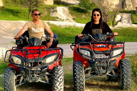 Balade en quad au coucher du soleil en Cappadoce avec traversée de la rivièreExcursion de 2 heures en quad au coucher du soleil