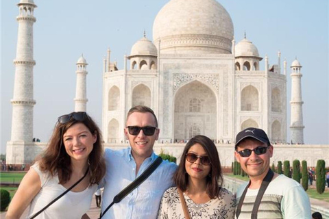 Da Delhi: tour privato all'alba del Taj Mahal e del Forte di AgraDa Agra: solo auto privata, autista e guida
