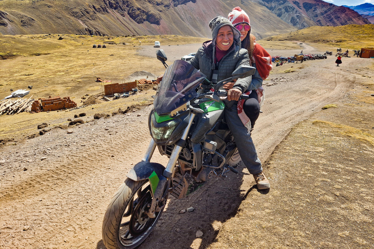 Rainbow Mountain Easy Tour – No Hiking or Driving Needed Rainbow Mountain: Easy tour with not hiking Needed option