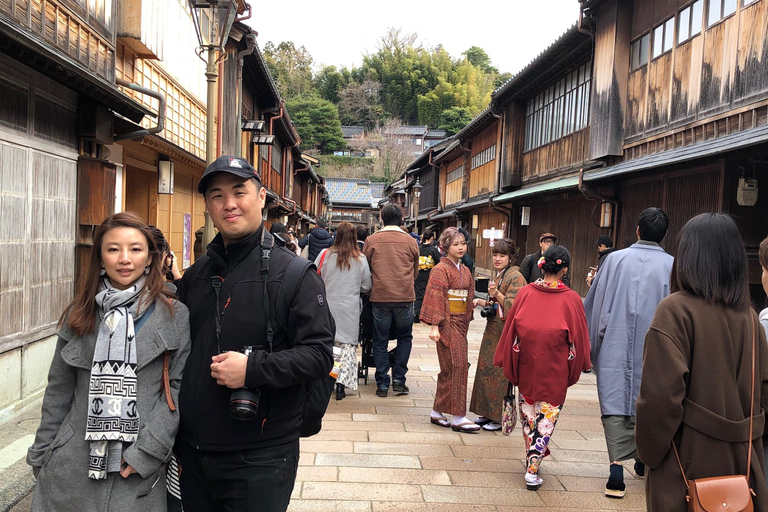 Kanazawa: Food and Tea Culture Private Guided Tour