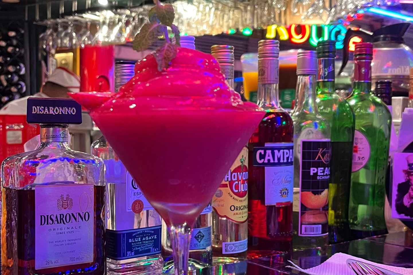 Makati Bar Crawl, GoGo Bar, Club, and Live Band - Makati Bar Crawl, GoGo Bar, Club, and Live Band