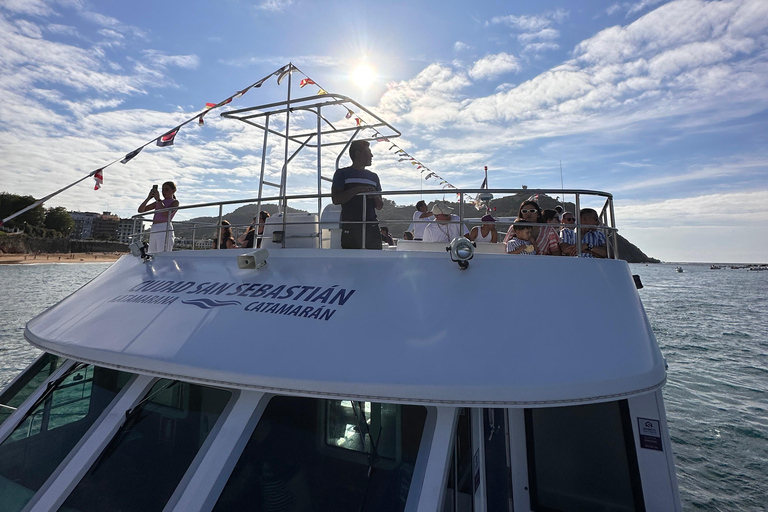 San Sebastian: Panoramic Catamaran Tour of the Bay and Coast