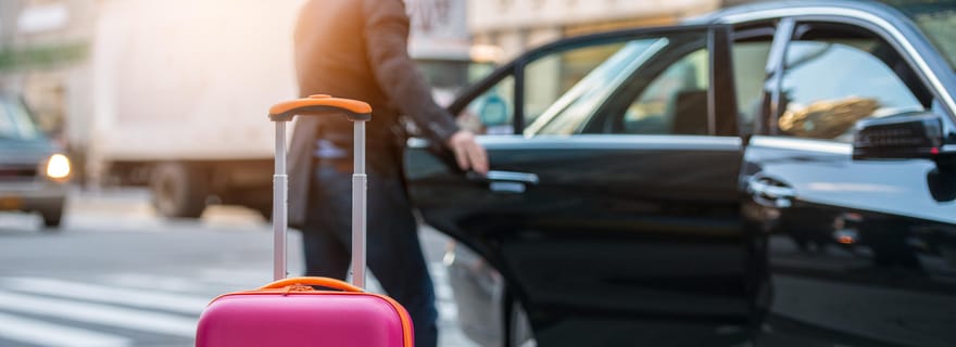 Vienna: trasferimento privato di sola andata da/per l'aeroporto di Vienna
