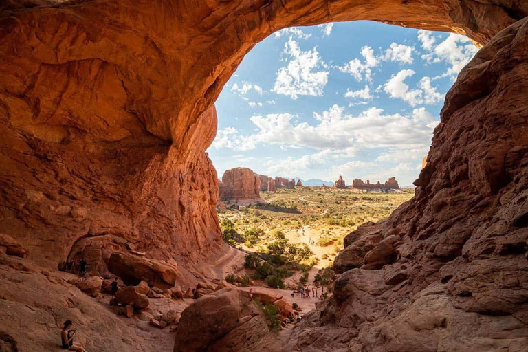 Arches National Park: Morning Adventure Tour