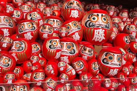 Get to know Minoo from Osaka. Katsuoji Temple, Ryuanji Waterfall and Ryuanji Temple