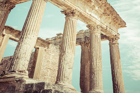 Tour privato di Dougga e Testour