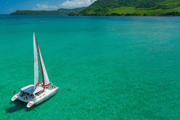 Croisière en catamaran de la côte sud-est à l&#039;île aux Cerfs