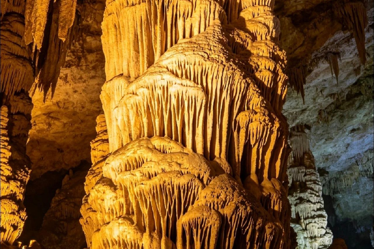 Guilin Yinzi Rock & Yinlong Village: Caves & Ancient Vibe