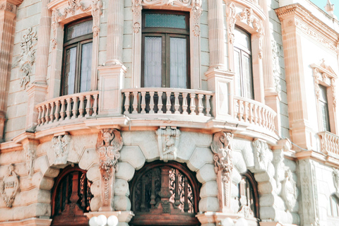 Tour a piedi di Oaxaca con uno storico: culture preispaniche e patrimonioGuida locale in inglese