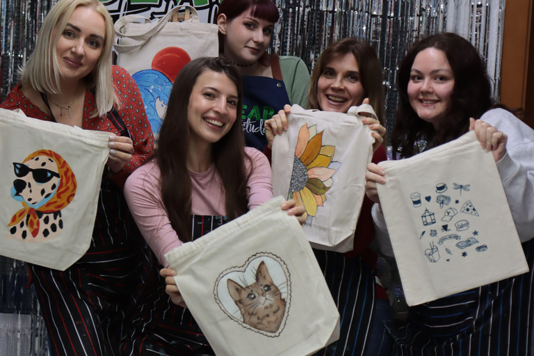 Alicante: Design Your Own Tote Bag Art Workshop