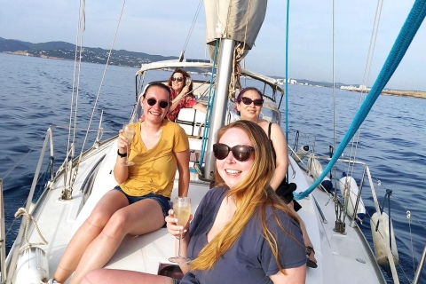 Ibiza: Sunset boat trip with gourmet appetizers & champagne Ibiza sunset boat trip with gourmet appetizers and champagne