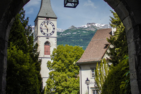 VIP Tour: Nürnberg-Munich-Salzburg + Transfer, Hotel & Meals