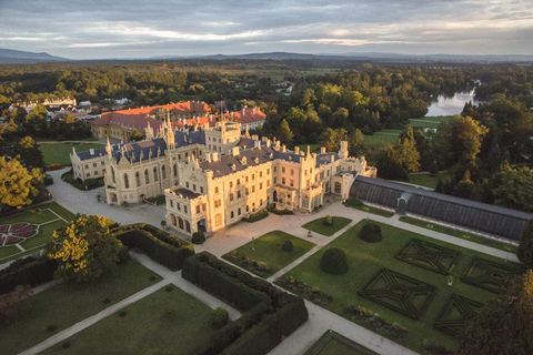 TOP della Moravia: Castello di Lednice + tour del parco (da Bratislava)